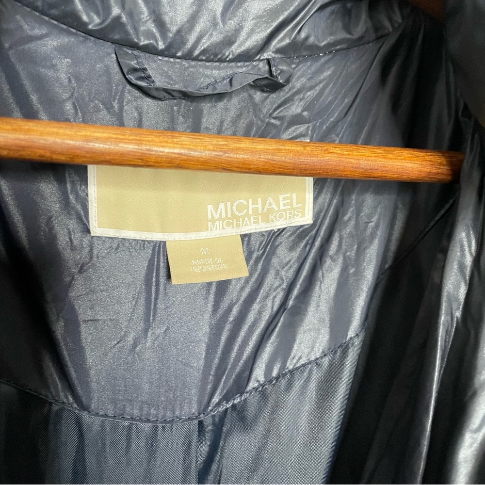 Michael Kors navy blue puffer jacket size Medium - Picture 4 of 14
